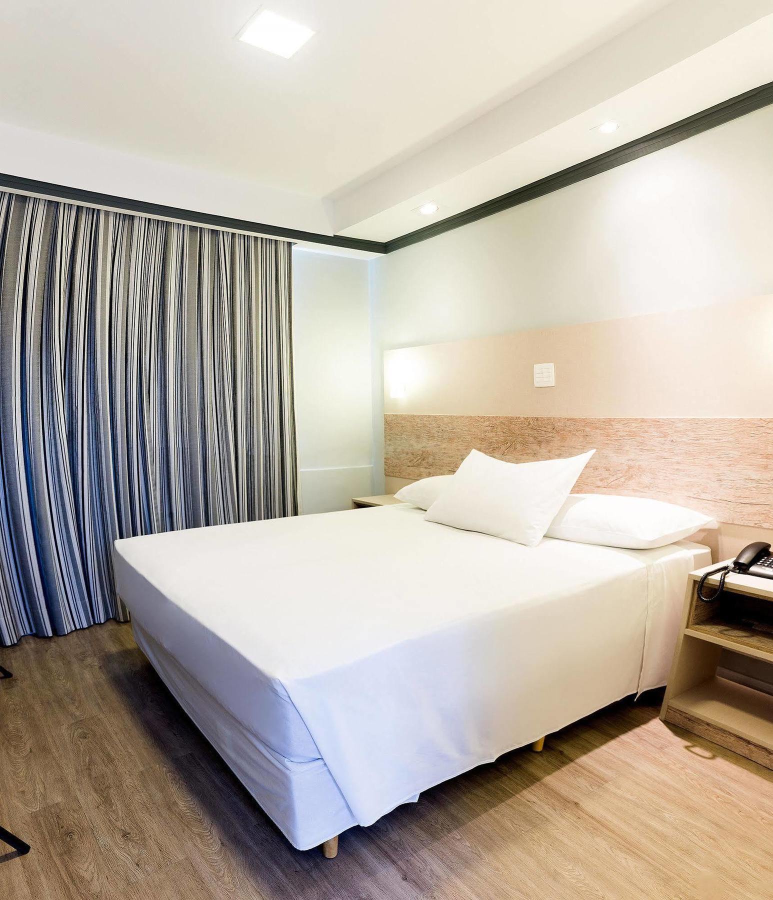 Hotel KK Itu Exterior foto